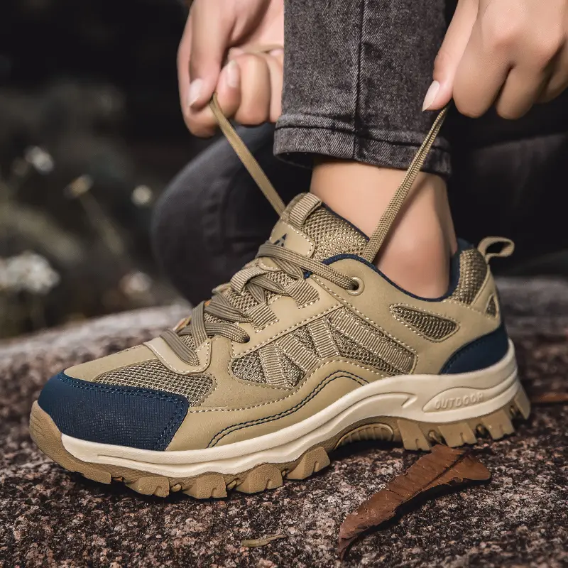 New Large-sized Men's Breathable Mesh Spring and Summer Outdoor Hiking Shoes Casual Sports Shoes Men's Shoes Women