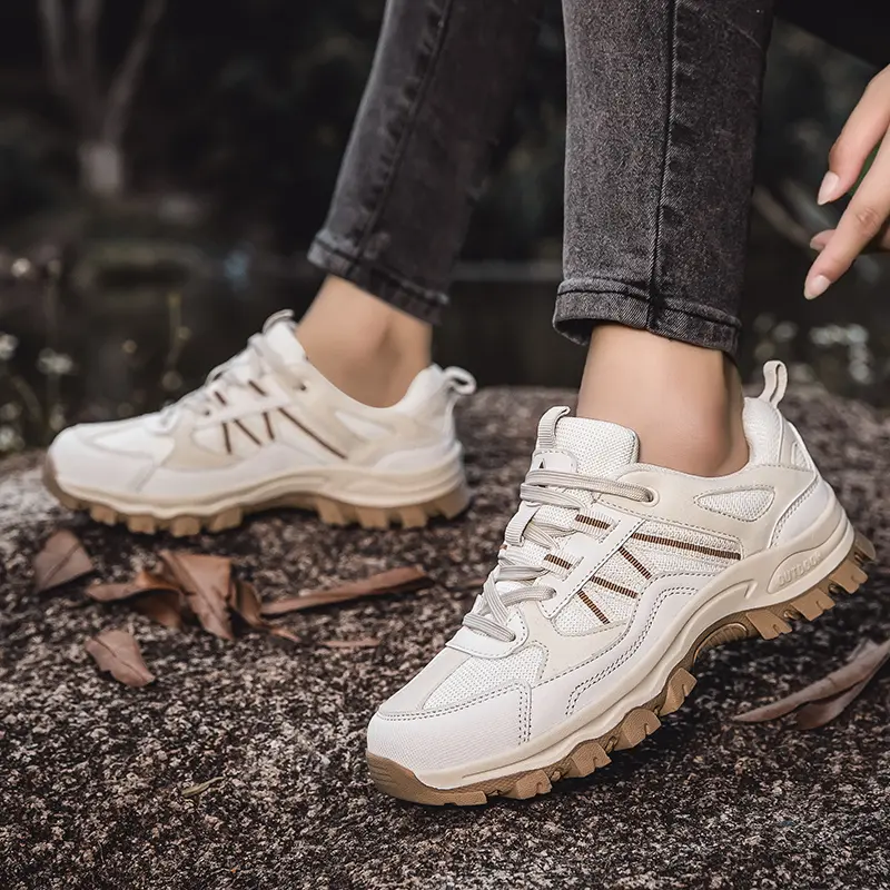 New Large-sized Men's Breathable Mesh Spring and Summer Outdoor Hiking Shoes Casual Sports Shoes Men's Shoes Women