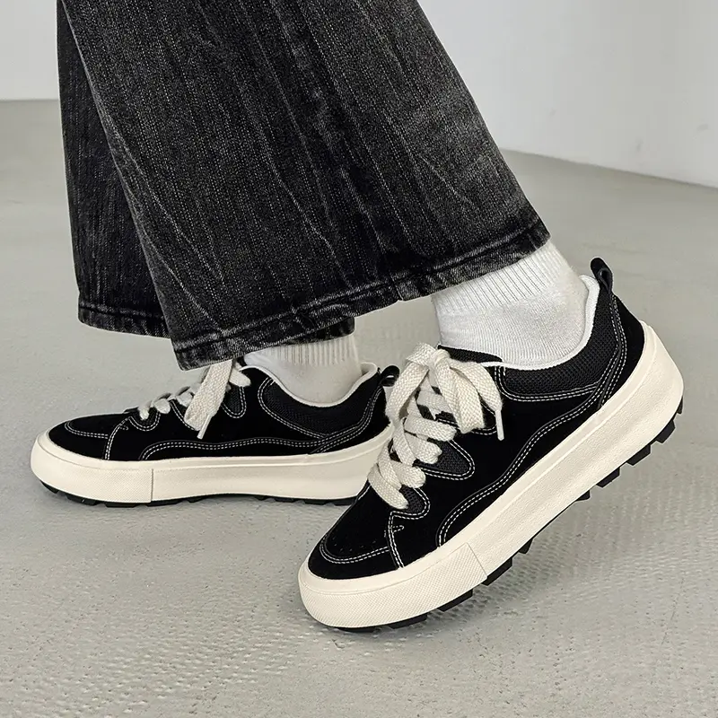 2025 New Niche Low Top Breathable Canvas Shoes with Fashionable and Trendy Temperament, Student Red Casual Board Shoes Beige