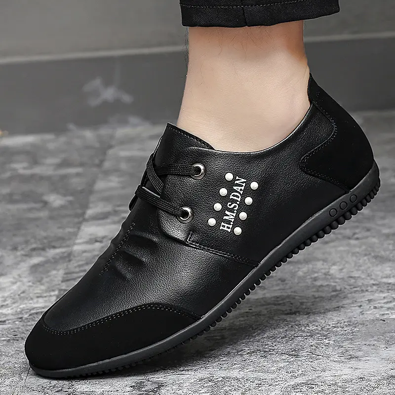 2025 New Mens Loafers Fashion Casual Leather Shoes for Men Comfortable Soft Sole Driving Shoes Classic Versatile Walking Shoes
