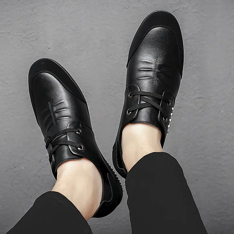 2025 New Mens Loafers Fashion Casual Leather Shoes for Men Comfortable Soft Sole Driving Shoes Classic Versatile Walking Shoes