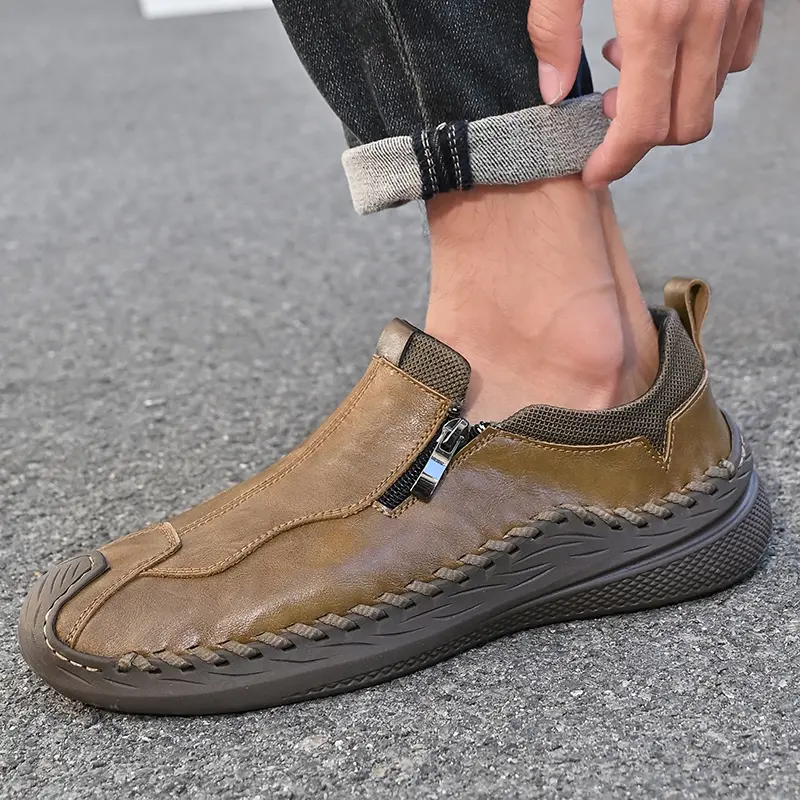 2025 Mens shoes Handmade Leather Men Shoes Casual Slip On Loafers Breathable Leather Shoes Men Flats Hot Sale Moccasins Tooling