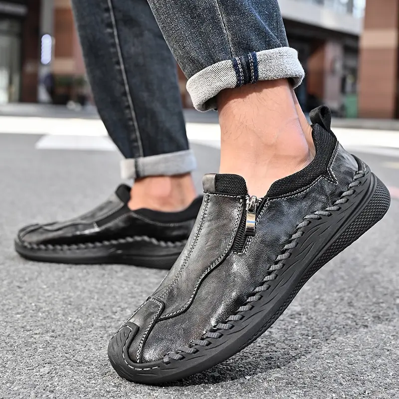 2025 Mens shoes Handmade Leather Men Shoes Casual Slip On Loafers Breathable Leather Shoes Men Flats Hot Sale Moccasins Tooling