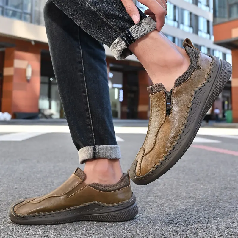 2025 Mens shoes Handmade Leather Men Shoes Casual Slip On Loafers Breathable Leather Shoes Men Flats Hot Sale Moccasins Tooling