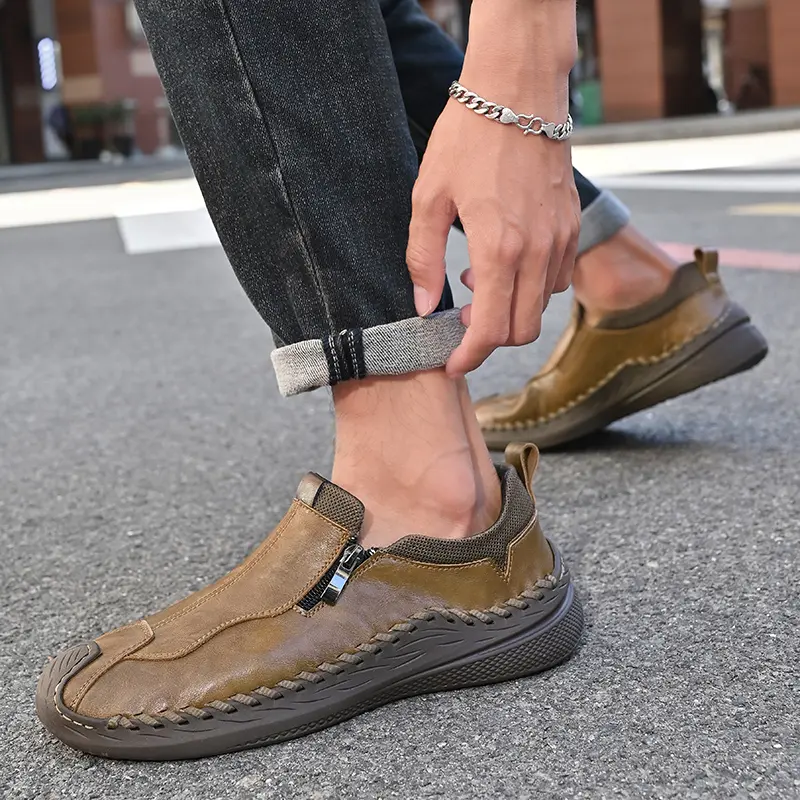 2025 Mens shoes Handmade Leather Men Shoes Casual Slip On Loafers Breathable Leather Shoes Men Flats Hot Sale Moccasins Tooling