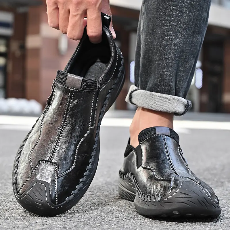 2025 Mens shoes Handmade Leather Men Shoes Casual Slip On Loafers Breathable Leather Shoes Men Flats Hot Sale Moccasins Tooling