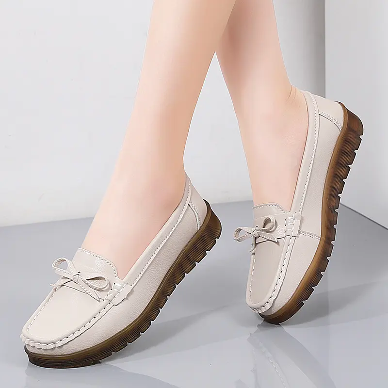Handmade Comforty Fashion Sneakers Women Flats Soft Lightweight Leather Casual Shoes Nurse Slip On Loafers Breathable Mom Shoes