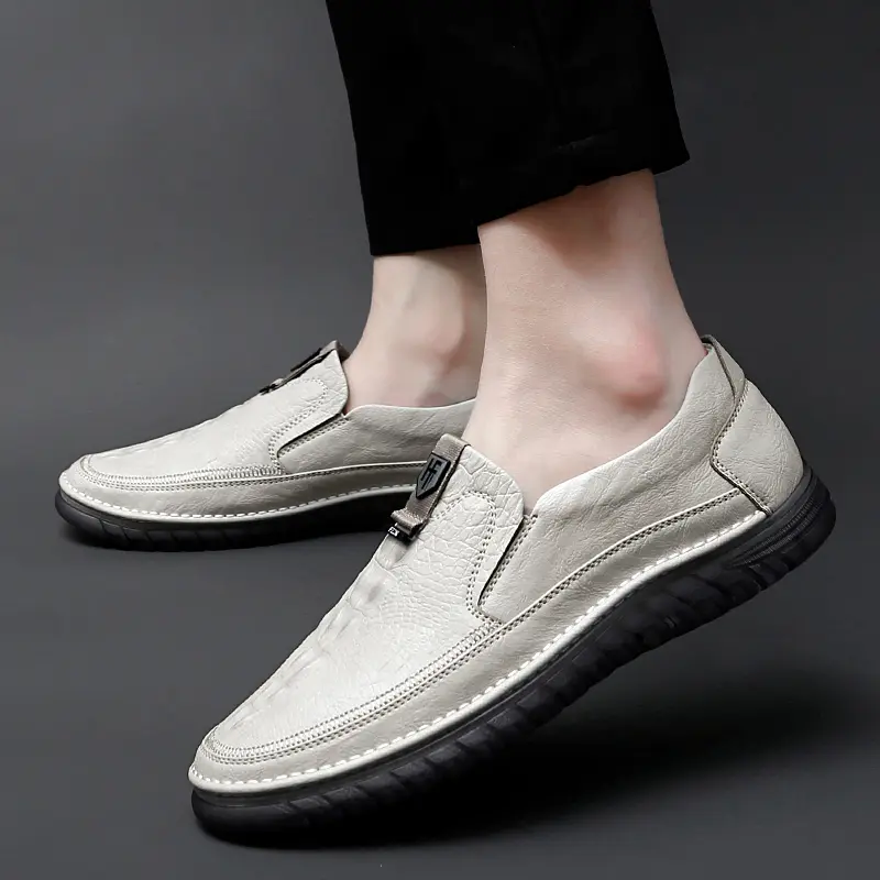 Mens Leather Loafers Non Slip Walking Flats Breathable Outdoor Slip on Casual Shoes for Male Work Office Driving Sneakers Beige