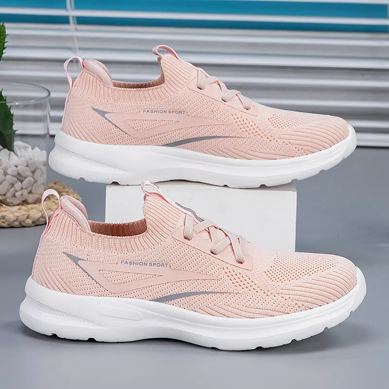Autumn New Knitted Shoes Mom Shoes Connected Mail Order Sports Casual Shoes Ladies Casual Comfortable Single Shoes Men