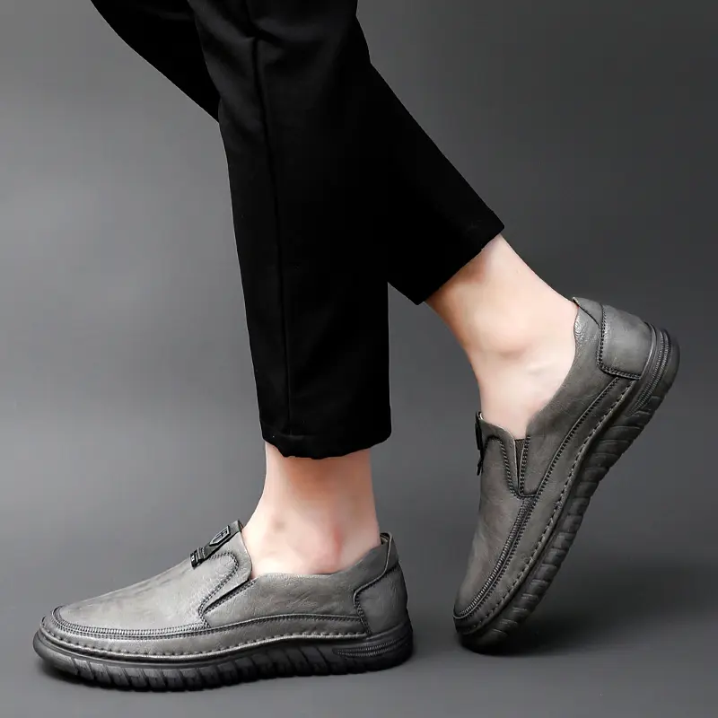 Mens Leather Loafers Non Slip Walking Flats Breathable Outdoor Slip on Casual Shoes for Male Work Office Driving Sneakers Beige