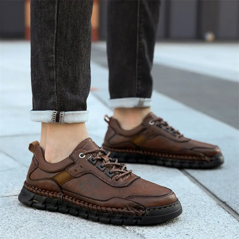 Outdoor Casual Leather Mens Shoes Retro Style Male Sneakers Adult Non Slip Casual Desert Hiking Footwear Treking Shoes Trainers