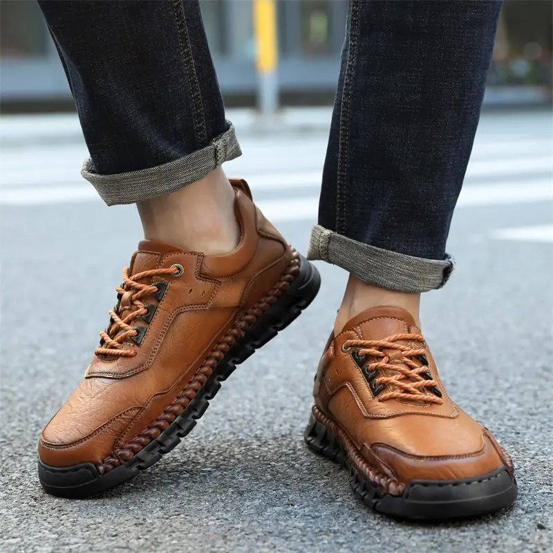 Outdoor Casual Leather Mens Shoes Retro Style Male Sneakers Adult Non Slip Casual Desert Hiking Footwear Treking Shoes Trainers