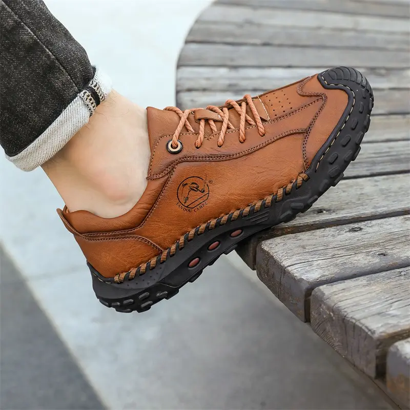 2025 New Large Size Men Casual Leather Flats Walking Shoes High Quality Outdoor Antiskid Hiking Sneakers Lace Up Driving Shoe