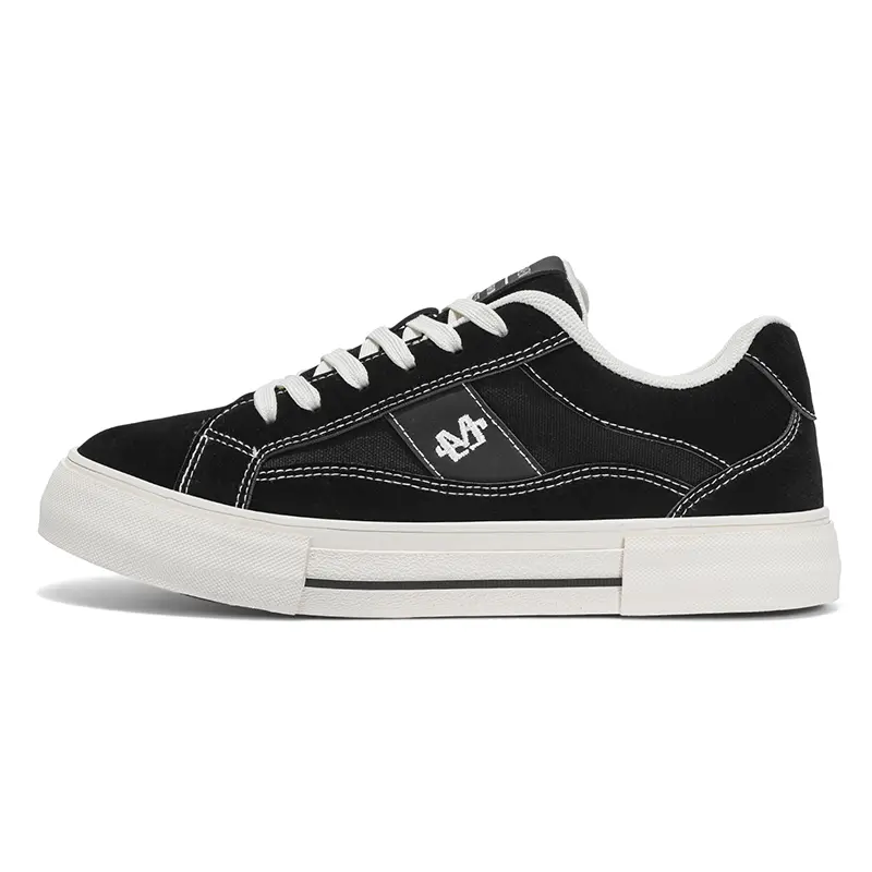 Canvas Shoes Men Split Leather Solid Color Spring Outdoors Lace-up Shoes Casual Flat Low-top Round-toe New Retro Style Classic