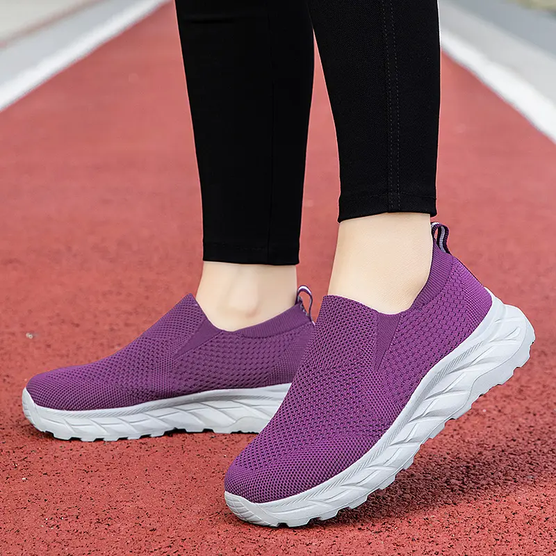 Sports Shoes Soft Flats Sneakers Women Vulcanize Mesh Men Shoes Lightweight Comfortable 2025 Fashion Slip On Flats Loafers
