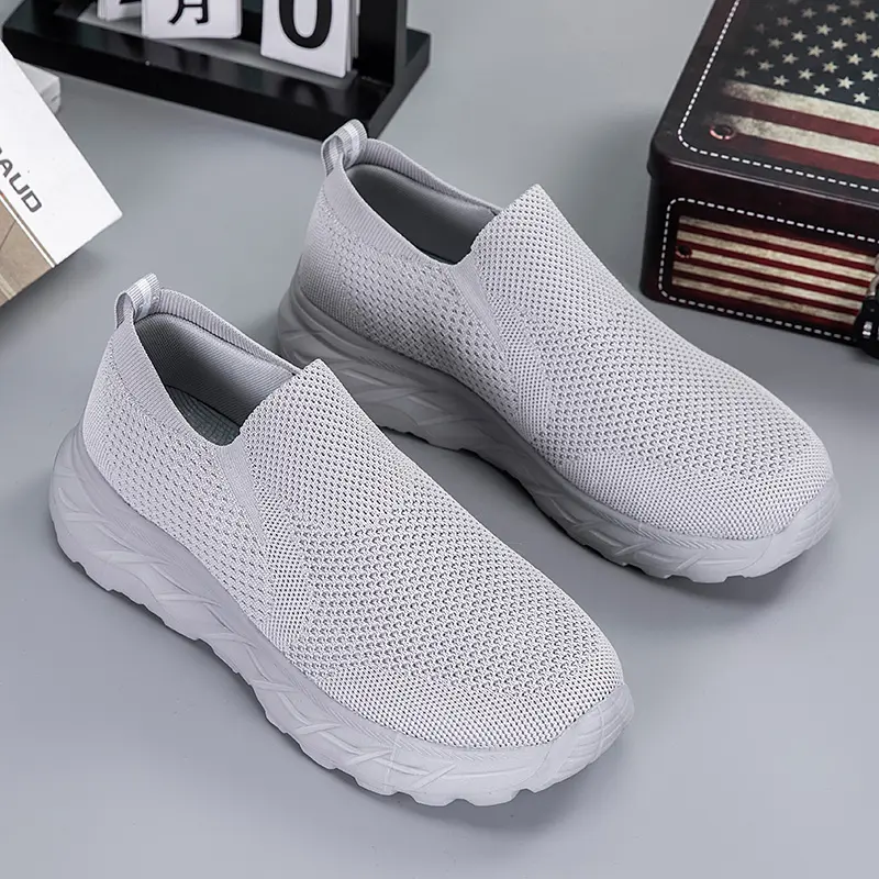 Sports Shoes Soft Flats Sneakers Women Vulcanize Mesh Men Shoes Lightweight Comfortable 2025 Fashion Slip On Flats Loafers