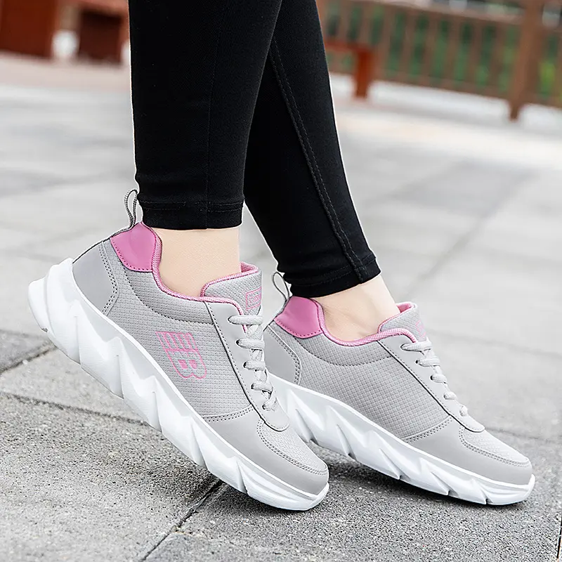 Women Sneakers Shoes Fashion WomenVulcanizedShoes HighQuality FlatsShoes WomenWalking Blatform Plus Size Zapatillas Mujer