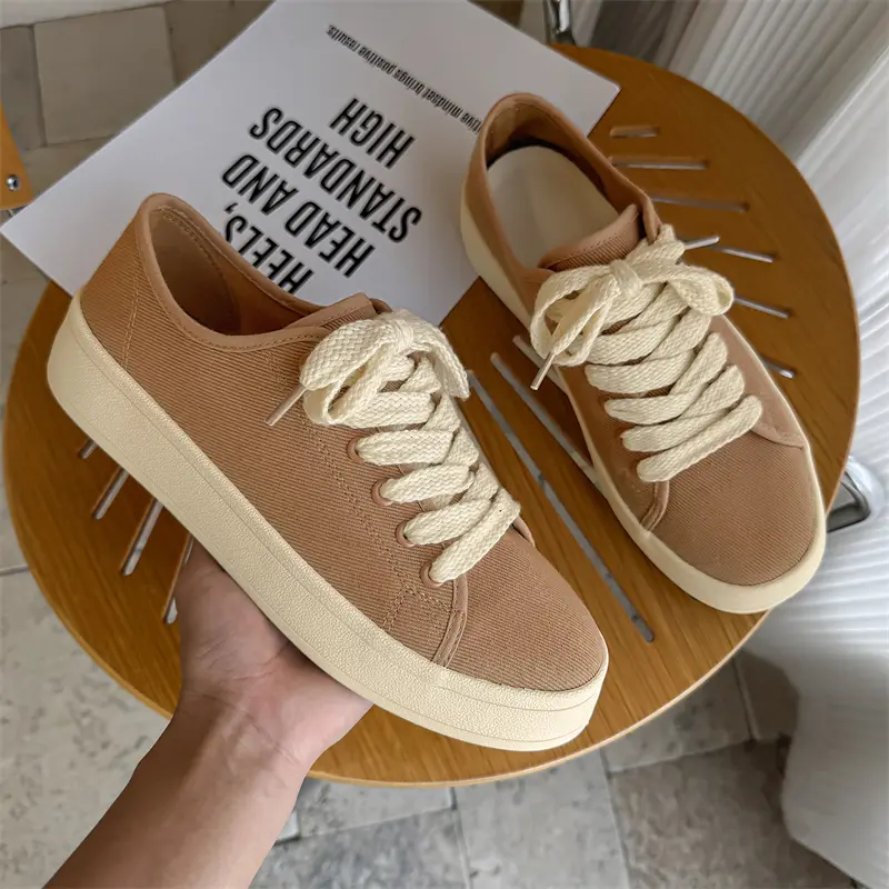 Men Shoes Casual Canvas Shoes Breathable Flats Leisure Male Vulcanized Shoes Walking Sneakers Solid Color Board Shoes Low Top