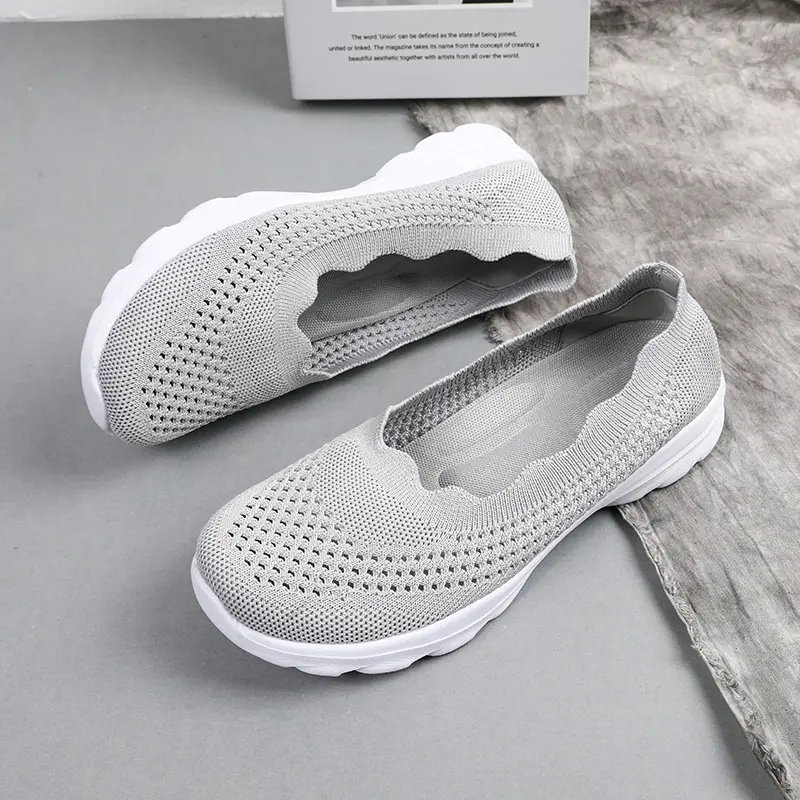 2025 New Women's Slip On Travel Soft Sole Comfortable Shoes Breathable Mesh Shallow Mouth Shoes Solid Color Casual Sports Shoes