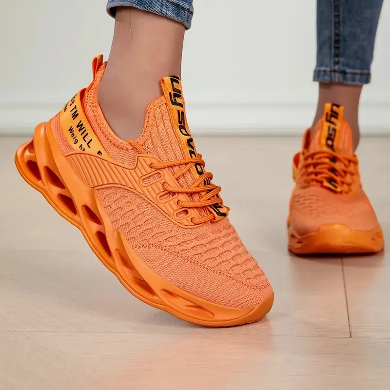 Summer Mens High Quality Sneaker Casual Sport Tennis Shoes Solid Color Breathable Lace Up Outdoor Running Training Women Shoes