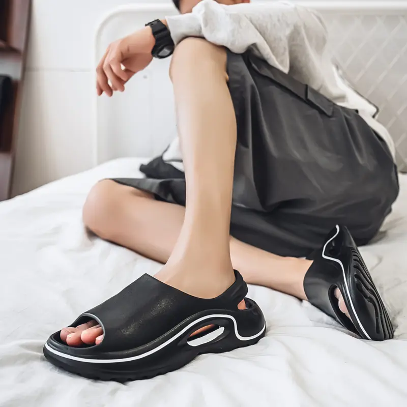 Summer New Fashion Comfortable Men's Sandals Breathable Soft Non-slip Flat Men's Shoes Indoor Outdoor Beach Sandals Men Slippers