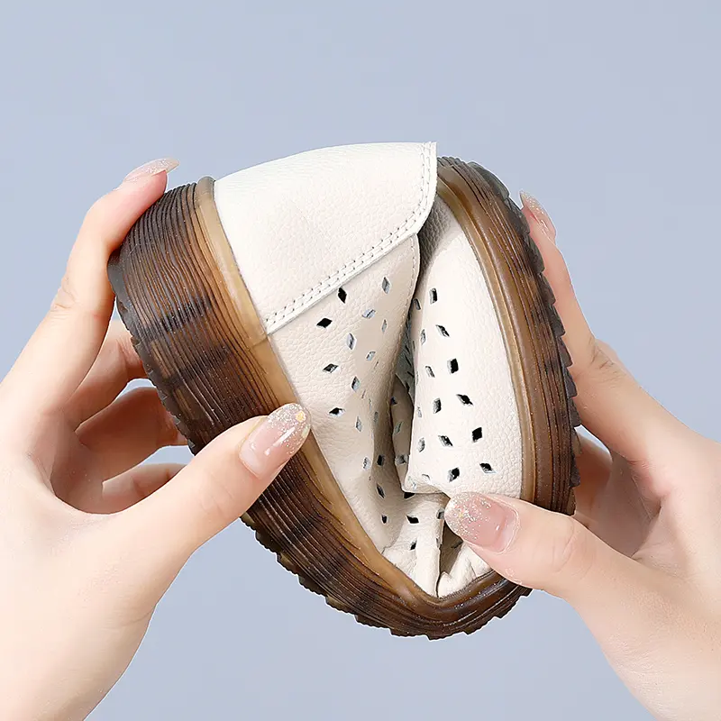 Flat Bottomed Women's Shoes Genuine Leather New Retro Women Flats Casual Slip on Hollow Clogs Woman Shoes Comfortable Hollow Out