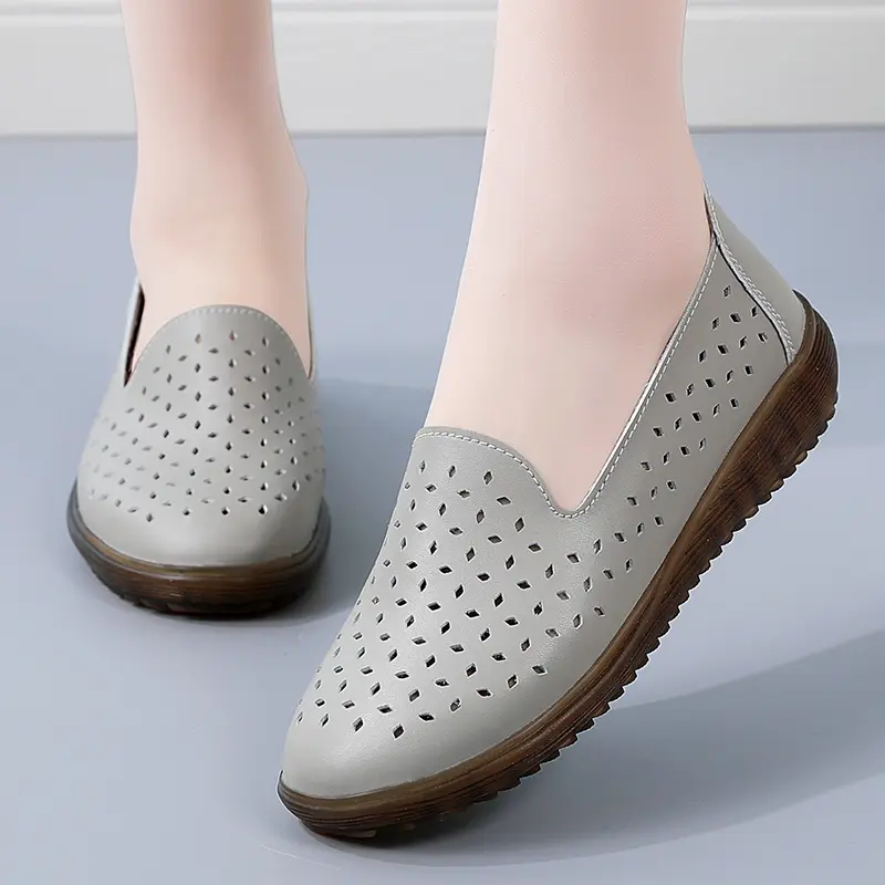 Flat Bottomed Women's Shoes Genuine Leather New Retro Women Flats Casual Slip on Hollow Clogs Woman Shoes Comfortable Hollow Out