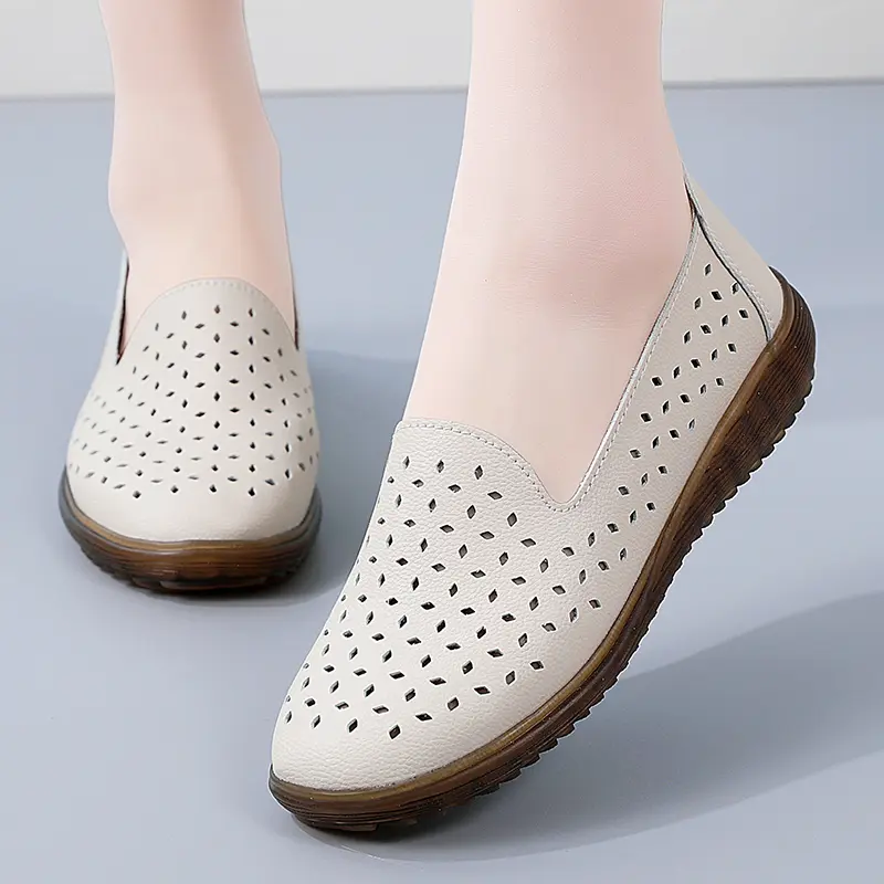Flat Bottomed Women's Shoes Genuine Leather New Retro Women Flats Casual Slip on Hollow Clogs Woman Shoes Comfortable Hollow Out