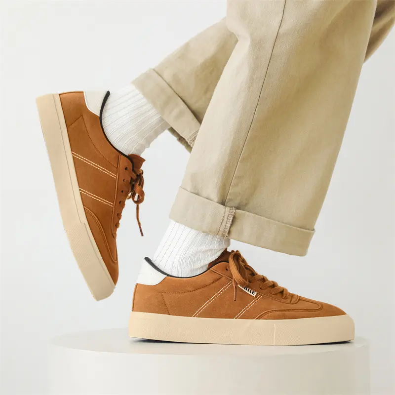 Red Skate Casual Shoes Walking Suede Sneakers for Men Skateboarding Shoe Flat Retro Moral Training Canvas Casual Sports