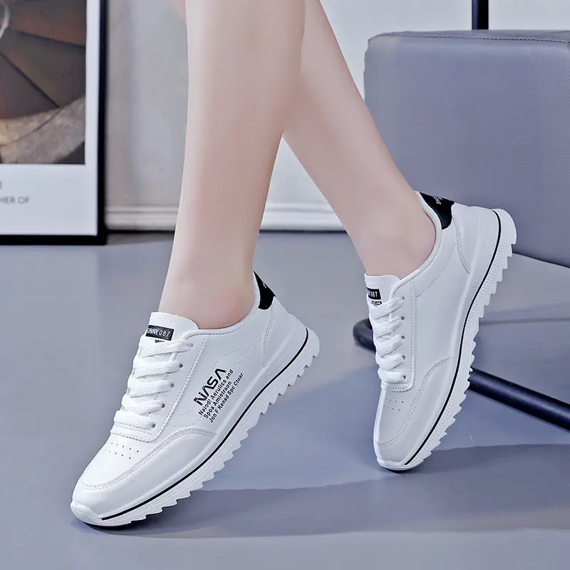 Fashion 2025 New Womens Sneaker Breathable Shoes Woman Casual Sneaker Woman Lace Up Tenis Feminino Female Sneakers