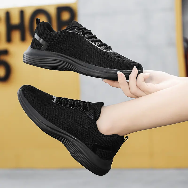 Sneakers Women Lightweight Summer Mesh Breathable Comfortable Outdoor Flat Breathable Big Size Running Shoes Fashionable Anti Sl