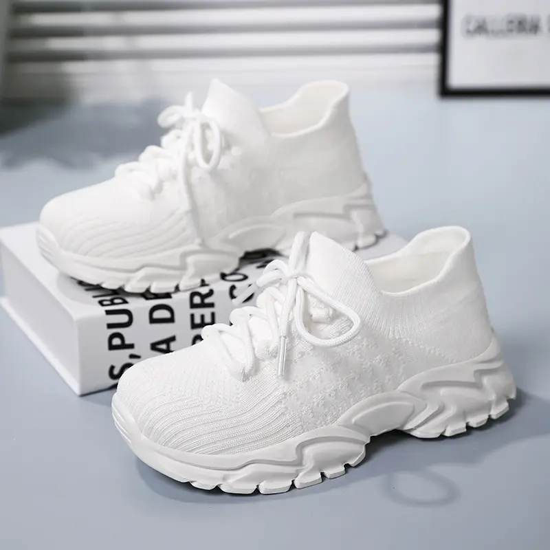 Sports Women's Shoes Sizes 35-40 Girl Student Comfortable Fashionable RED Shoes Summer Mesh Breathable Single Shoes