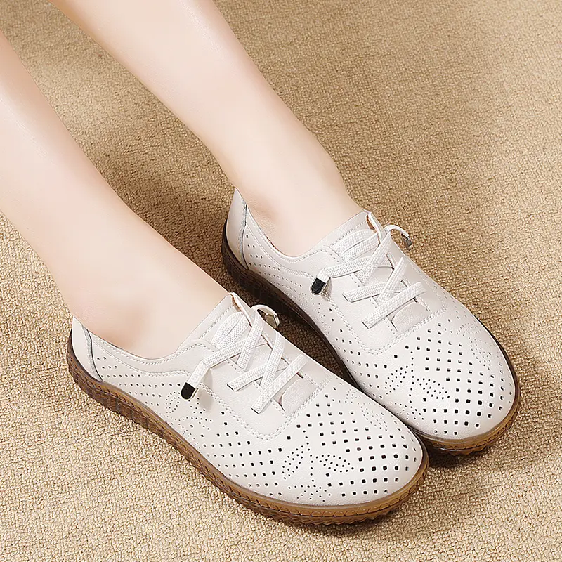 Summer Women's Flat Bottom Hollow Out Slip-On Shoes Soft Sole Casual Bean Shoes Mom Shoes Polyurethane Lined Non-Slip Footwear