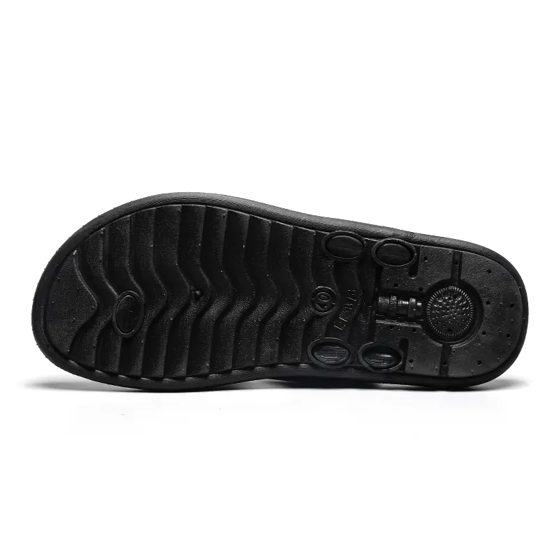 New Summer Men's Slippers Breathable Luxury Men Sandals Beach Classics Genuine Leather Mens Slippers Outdoor Men's Flip Flops