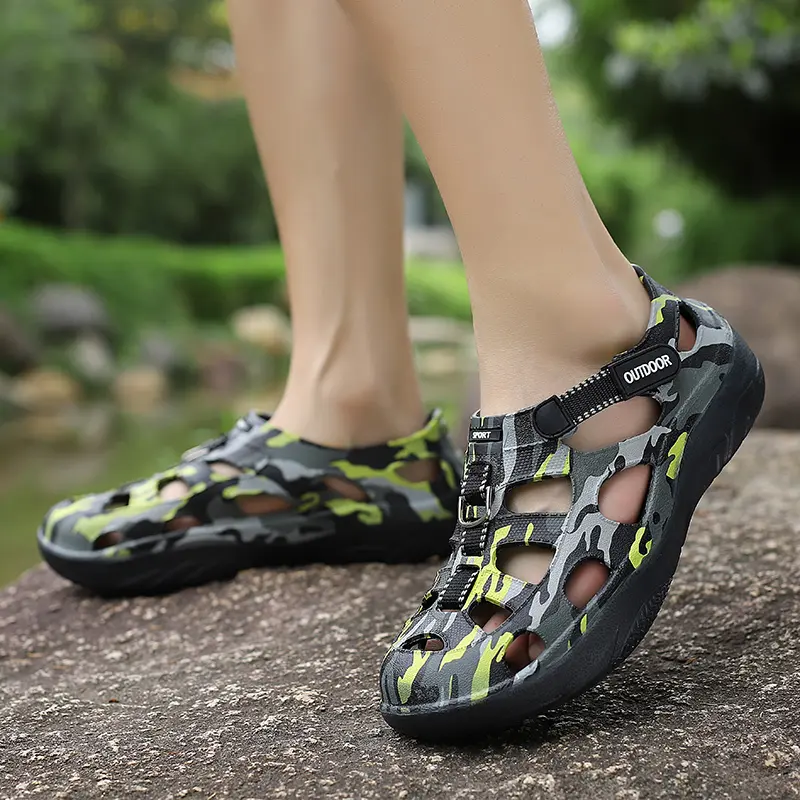 Summer Platform EVA Sandals Utralight Outdoor Non-slip Thick Soles Men Sandals Comfortable Soft Men Beach Shoes Zapatos Hombre