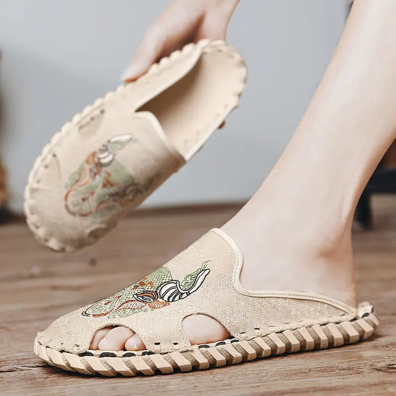 Men Canvas Embroidered Close Toe Slippers Handmade Mens Embroidery Summer Flat Shoes Comfortable Denim Shoes for Man