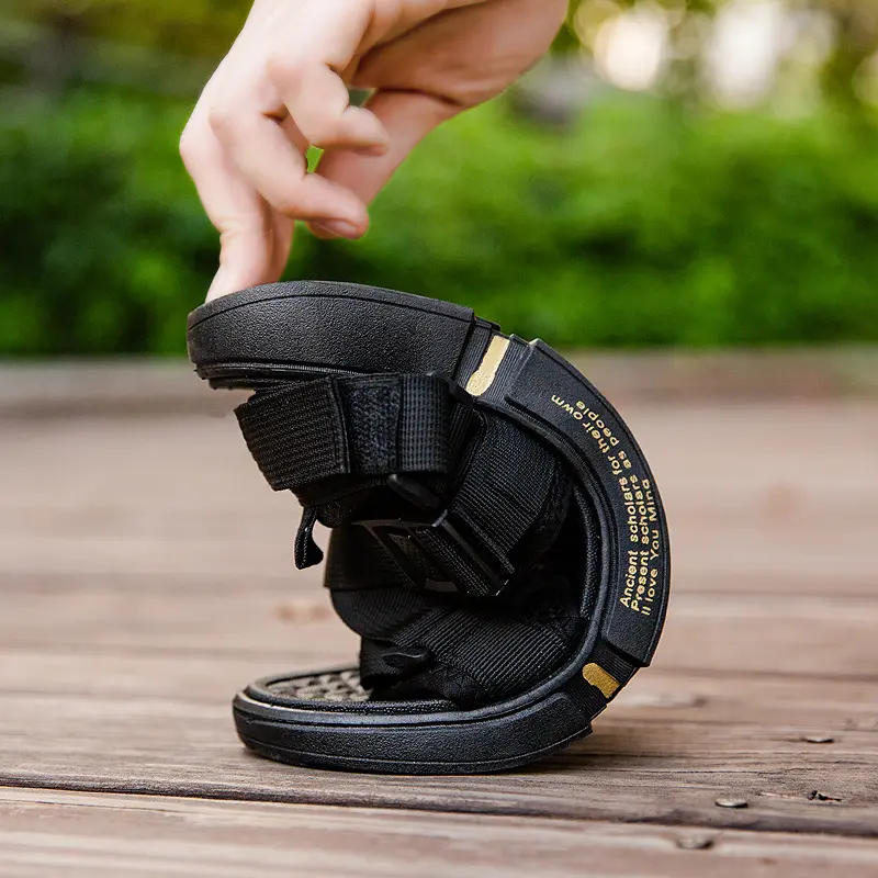 Mens Sports Sandals Summer Outdoor Beach Sandals Men Aqua Trekking Water Shoes Men Upstream Shoes Quick-drying Shoes Black