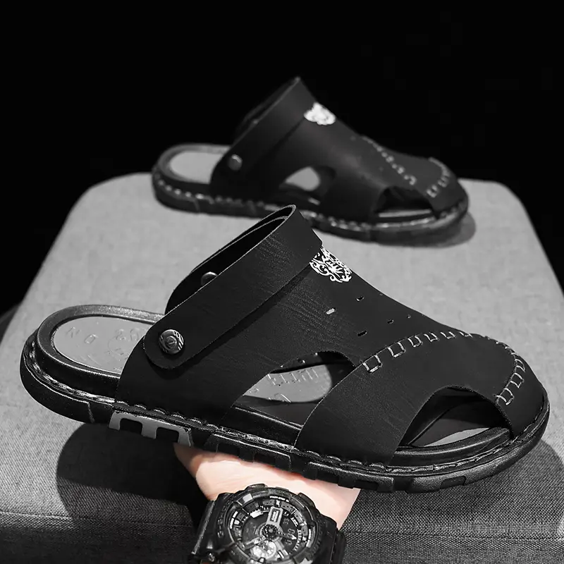 Rubber Slippers for Men Beach Hole Sandals Man Flat Casual Adult 2025 Fashion Comfortable Elegant Summer Sale Shoes
