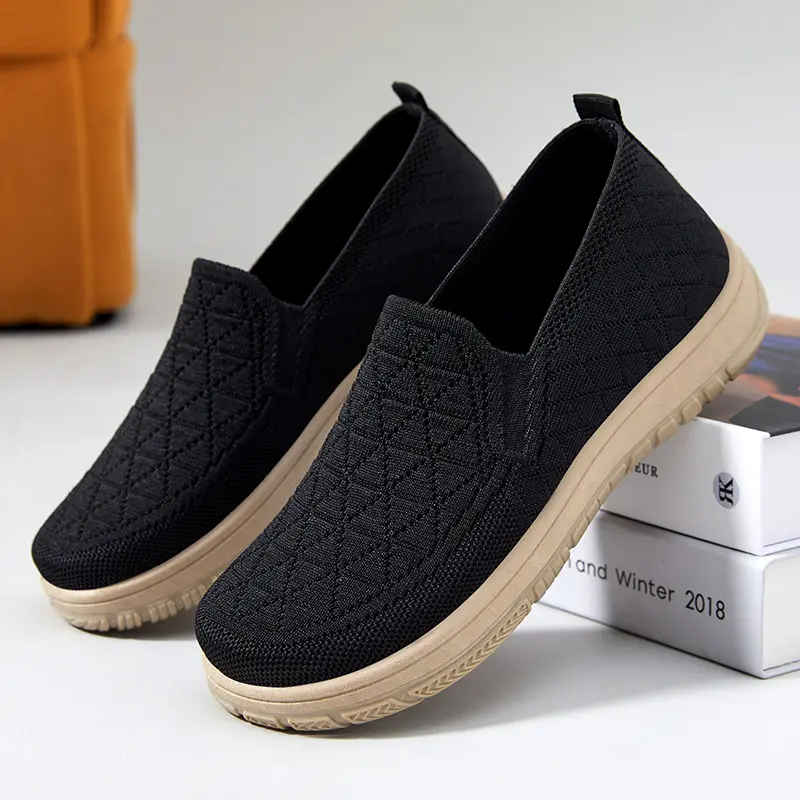 Women's Spring New Shoes One Step Stepping Cloth Shoe Shallow Mouth Flat Shoe Soft soled Comfortable and Versatile Women's Shoes