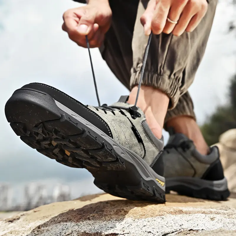Gray Hiking Shoes for Men Genuine Leather Outdoor Mens Trekking Shoes Walking Male Sneakers Outdoor Work Man Boots Black