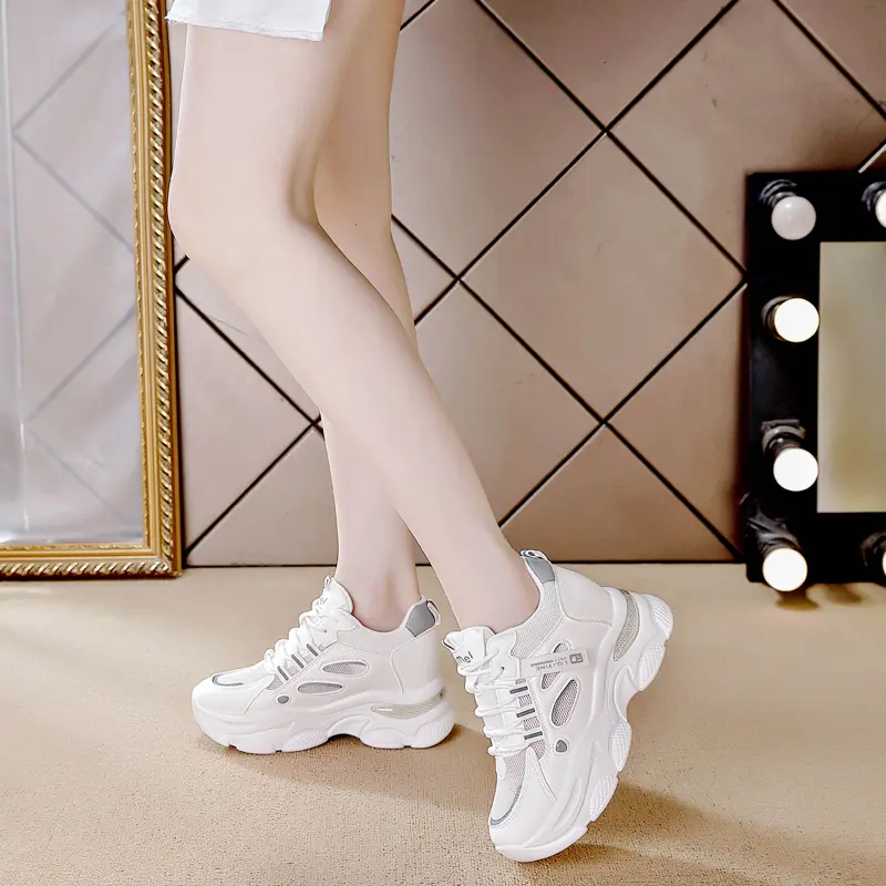 2025 Retro Women Shoes Summer High Quality Platform Shoes Casual Sneakers Versatile Designer Shoes Fashion Women Sneakers