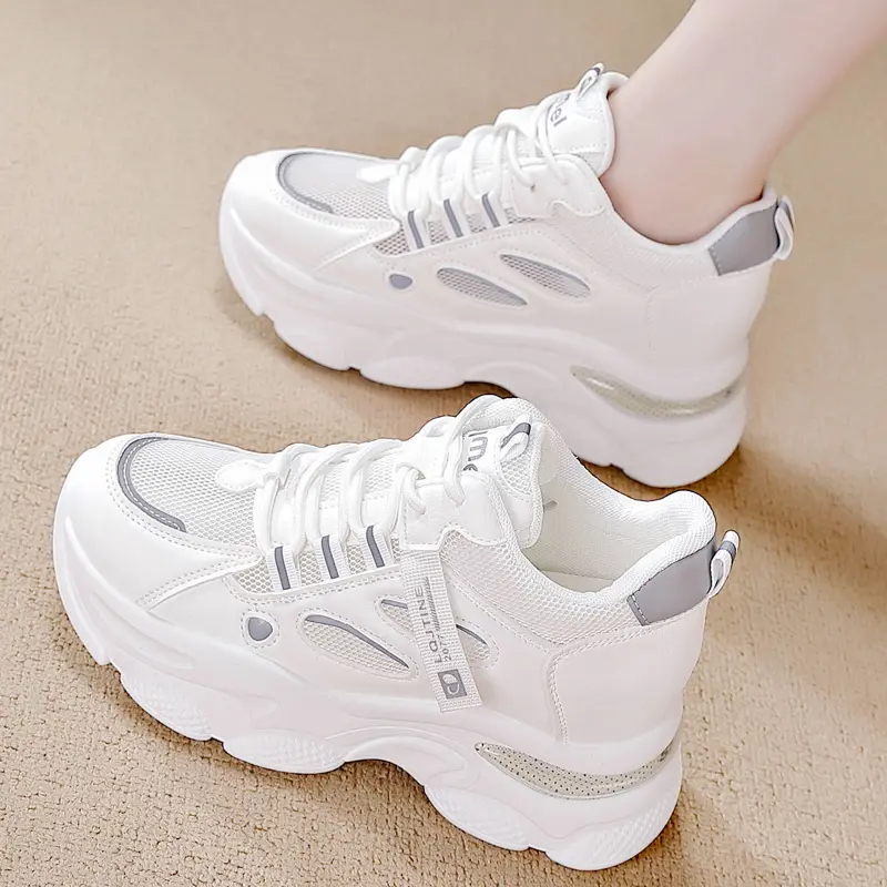 2025 Retro Women Shoes Summer High Quality Platform Shoes Casual Sneakers Versatile Designer Shoes Fashion Women Sneakers