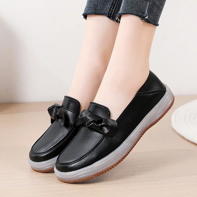 Genuine Leather Fashion Wedge Women Flats Retro Shoes Woman Slip On Women Shoe Moccasins Comfortable Tenis Feminino Plus Size