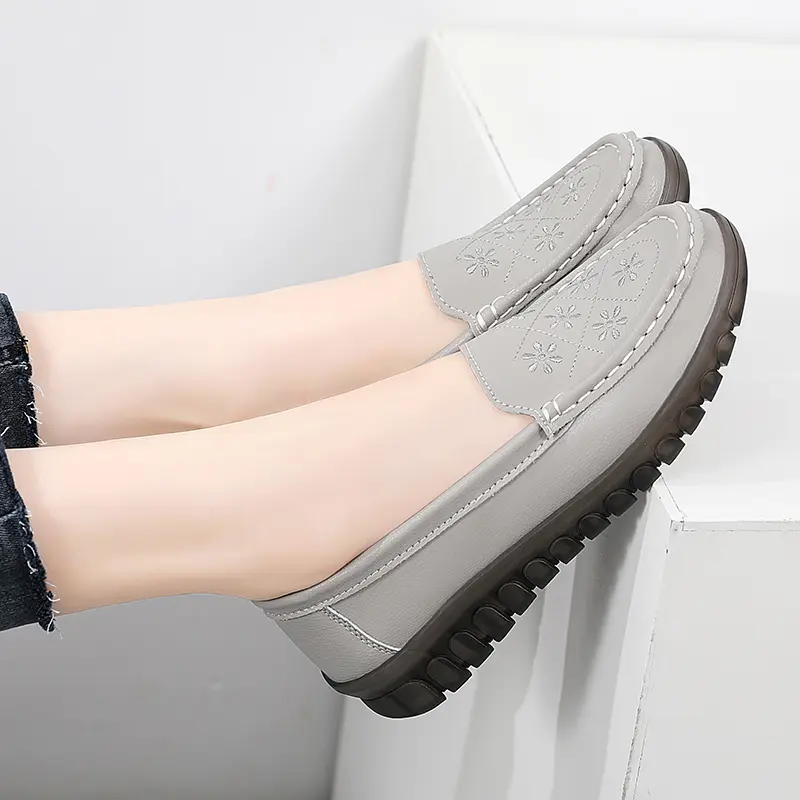 Women's Shoes Slip-on Loafers Ladies Casual Shoes Platform Wedge Moccasins Sneakers Comfortable Flat Shoes Zapatos Mujer 2025