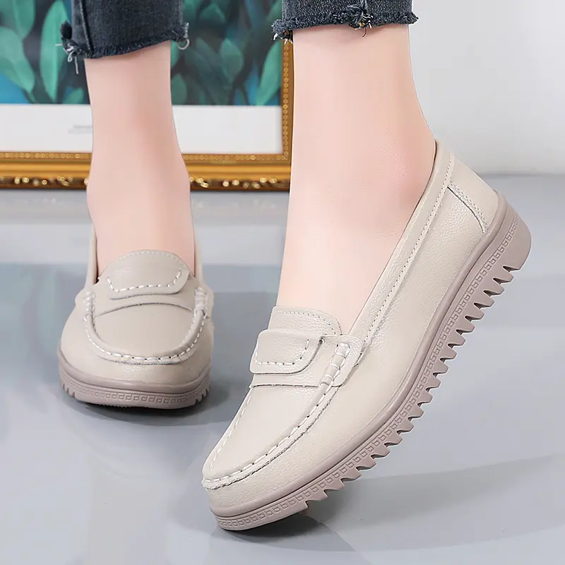 Large Size Soft Sole for Comfortable Leggings Moms Shoes Casual Shoes Flat Shoes Lightweight Non Slip Shoes Woman 2025 Trend