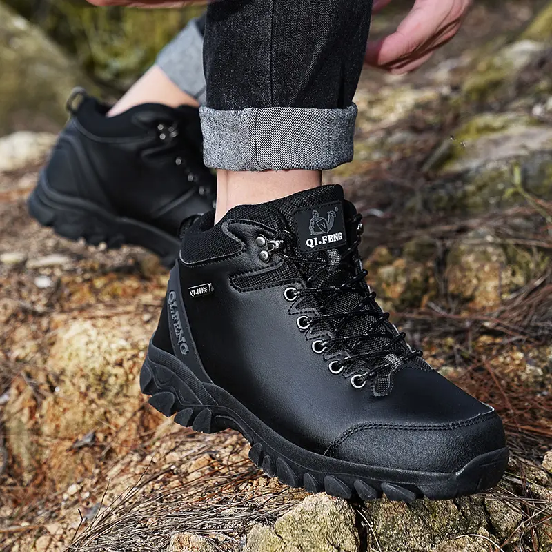 New Snow Boots Men Lace Up Mens Shoes Breathable Winter Boots For Men Casual Women Waterproof Ankle Boots Footwear Work Shoes