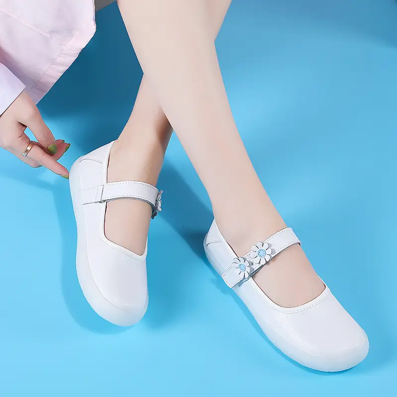 Womens Walking Shoes Fashion Hospital Comfort Nurse Shoe Non-Slip Breathable Leather Ladies Casual Shoes Flat Versatile Shoes