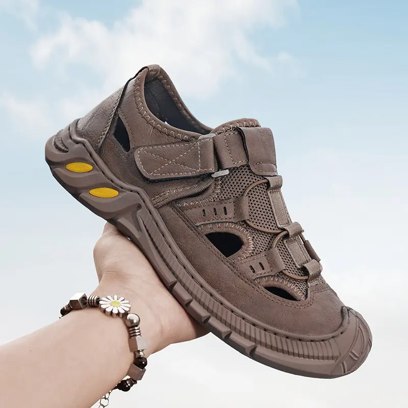 Outdoor mens summer mesh sandals non slip hiking travel hiking shoes mens Roman shoes beach wading shoes casual sports shoes