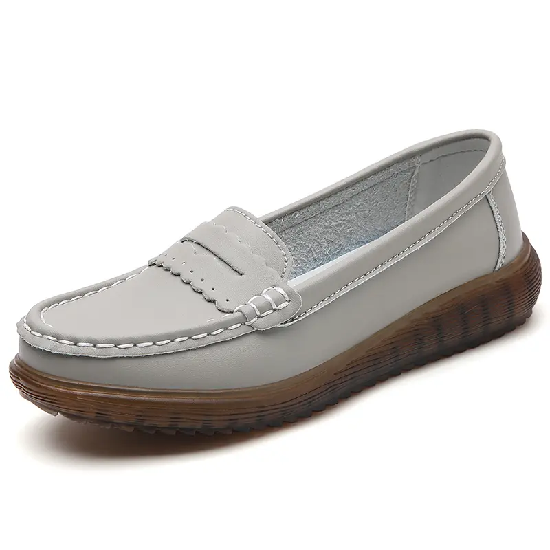 Leather Single Shoes Casual Mother Shallow Mouth Loafers Korean Version Soft Soled Round Head Set Foot Picture Doudou Shoes