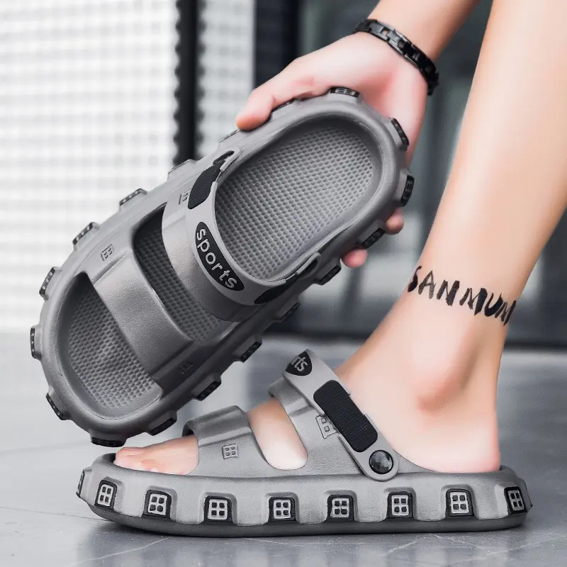 Flat Sandals Men Shoes EVA Slippers Garden Platform Sandals Man Summer Sandals New Male Sneakers Outdoor Flip Flops Home Clogs